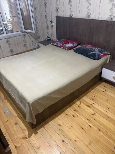 Yataq otağı dəstləri: İkinəfərlik çarpayı, 2 tumba — 9