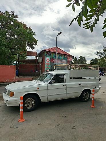reno 12 toros: QAZ : 2.4 l | 1993 il Pikap — 4