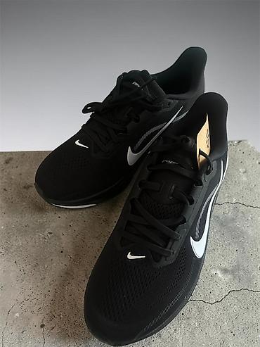 нике кыйуу молдо: Эркектердин кроссовкасы, 42, Nike, Жаңы, түсү - Кара, Өзү алып кетүү, Акысыз жеткирүү, Акылуу жеткирүү — 2