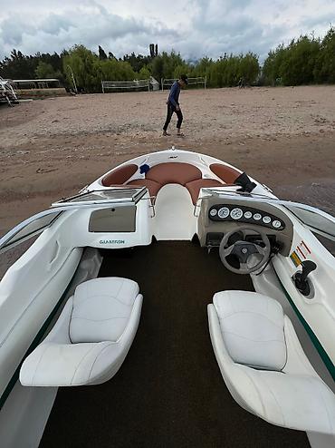 Водный транспорт: Продаю Катер Меркурий Гластрон Обьем 3 куб Стационарный мотор 4-х — 2