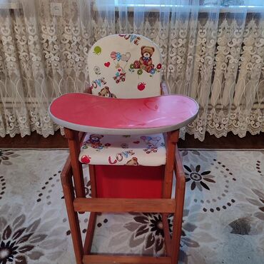 мебель из дерево: Детские стол состояние хорошее цена 2000сом