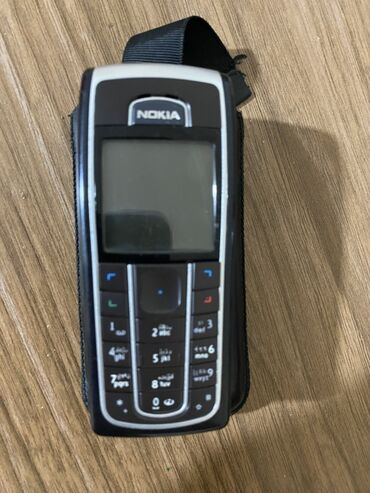 Nokia 7610, < 2 ГБ, цвет - Черный, Кнопочный