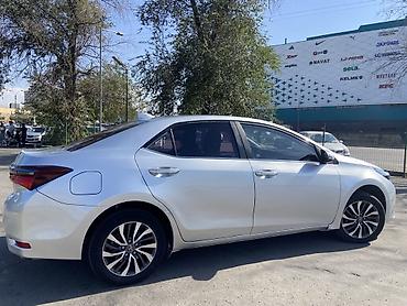 spark 2020: Toyota Corolla: 2020 г., 1.8 л, Автомат, Электромобиль, Седан — 3