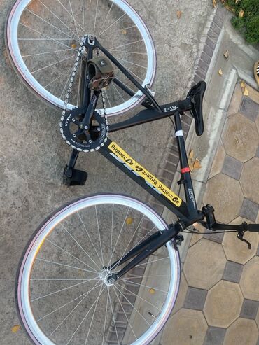 бу тренажеры для дома: Городской фикс/синглспид велосипед - Рама: алюминий Вилка карбон и