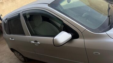 б у набор ключей: Mazda Demio: 2004 г., Хетчбек