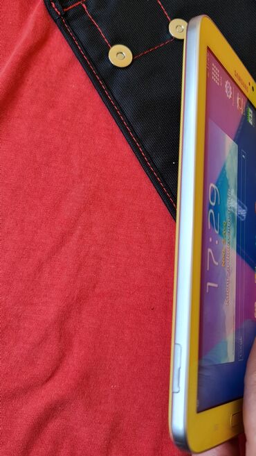 Tableti: Tablet kao nov sve radi ima klasican meni I za decu meni,2u1 na lalafo.rs — 16 Tableti: Tablet kao nov sve radi ima klasican meni I za decu meni,2u1 — 16