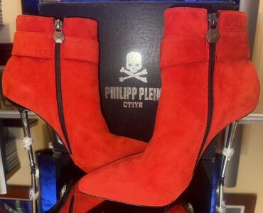 Gležnjače: Gležnjače, 40 — 9