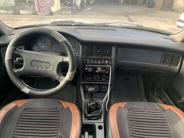 Audi: Audi 80: 1992 г., 1.8 л, Механика, Бензин, Седан — 6