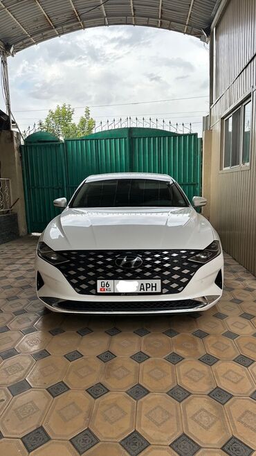 срочно срочно продам машину: Hyundai Grandeur: 2020 г., 3 л, Автоматтык, Газ, Седан