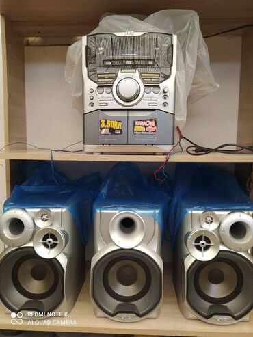 аппаратура муз: Продаю недорого JVC музыкальный центр мощный звук. есть AUX. есть и