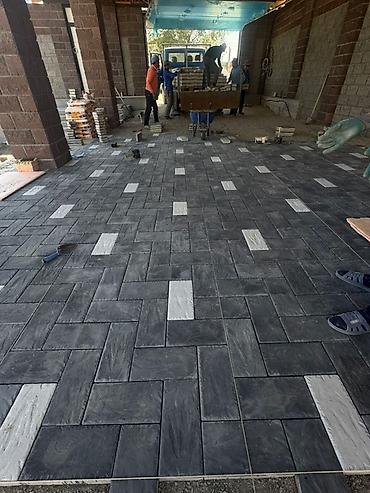 Тротуарная плитка: Тротуарная плитка наборная «Квартет» (серо-белая) Описание: - — 9