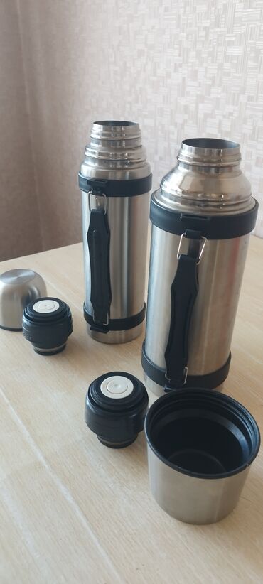 купить термос 1 литр недорого: Термоса походные 1 литр и 600 мл. Каждый 100 сом. Характеристики: -