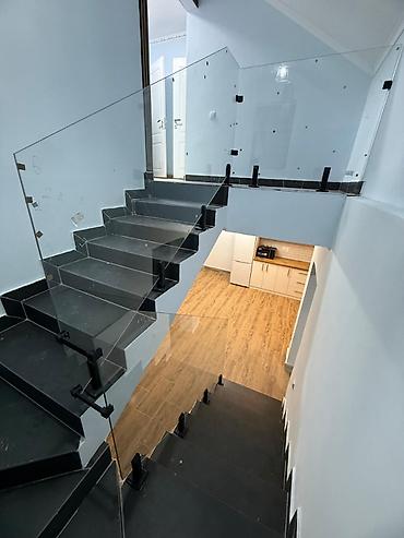 Обшивка лестниц: Обшивка лестниц Материал: Другой материал, Бесплатный замер — 21