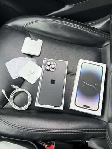 Apple iPhone: IPhone 14 Pro Max, Б/у, 256 ГБ, Deep Purple, Зарядное устройство, Защитное стекло, Чехол, 92 %