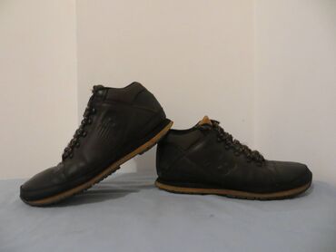 nutrija ledja drap braon boja broj: NEW BALANCE br 44 28cm, extra kvalitetne cipele bez mana greske