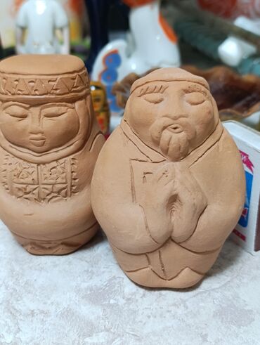 самурайская маска: Продаются фигурки из глины 1. пара Монгол и жена высота 9см 2. конь