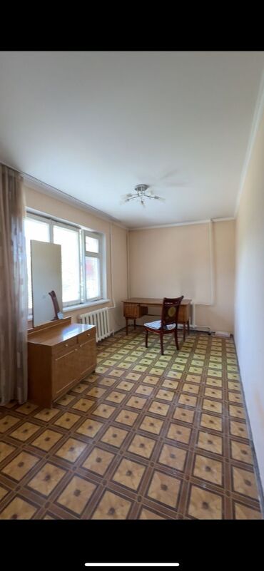 3х комнатные квартира: 3 бөлмө, 58 кв. м, 104-серия, 1 кабат, Эски ремонт