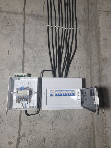 Электрики: Электрик$Сантехник г.Ош
-------------------------------- — 22