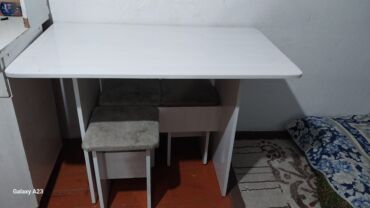 купить стол и табуретки на кухню: Ашкана үстөлү жана отургуч, Колдонулган, Өзү алып кетүү, түсү - Ак