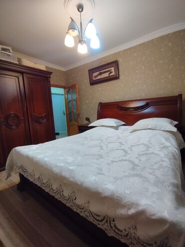 sade ev sekilleri: İkinəfərlik çarpayı, 2 tumba, Komod, Termo, Yeni