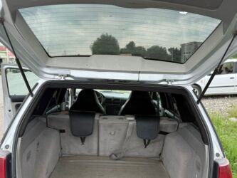 Volkswagen: Volkswagen Jetta: 2 l | 2001 il Universal — 5