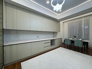 Продажа квартир: 3 комнаты, 105 м², 8 этаж — 4
