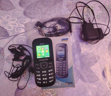 телефон fly fs: Samsung 1202 Duası Orginal Antikvar Telefondur super işləyir İdeal