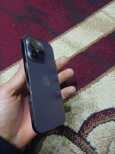 Apple iPhone: IPhone 14 Pro, 128 GB, Deep Purple, Barmaq izi, Face ID, Zəmanət