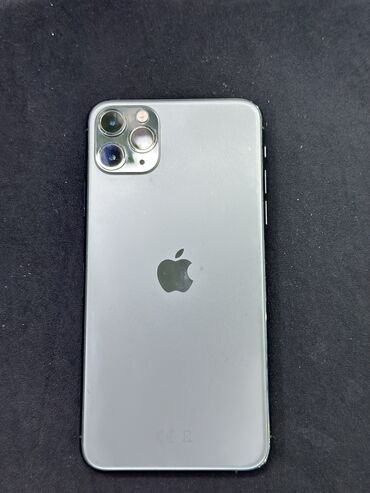 Apple iPhone: IPhone 11 Pro Max, Б/у, 256 ГБ, Зеленый, Зарядное устройство, Защитное стекло, Чехол, 84 %