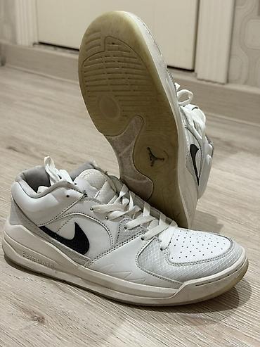 Мужские кроссовки, 41, Nike, Б/у, цвет - Белый, Самовывоз, Платная доставка
