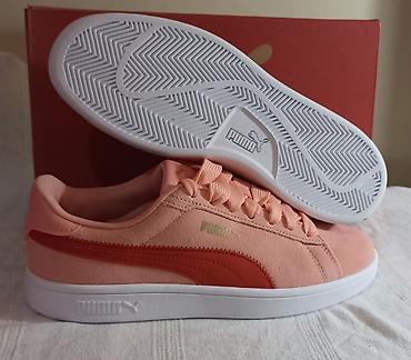 air force duboke: Puma ženske KOŽNE patike u breskva/koral boji. Akcija super cena — 2