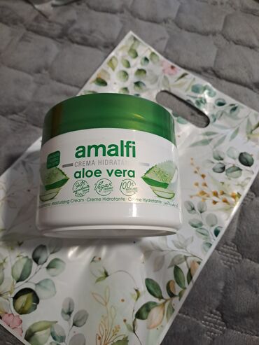 Šminka: Set kozmetičkih proizvoda – mirisi i ajlajneri/kajal - Parfem MRS — 16