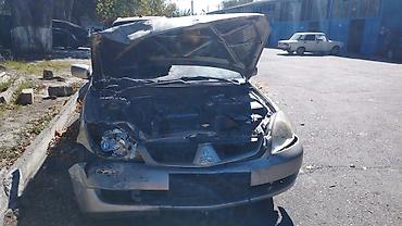 cesqa satisi: Mitsubishi Lancer: 1.6 l | 2006 il 398000 km Sedan — 7