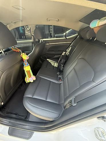 ate: Hyundai Elantra: 2018 г., 1.6 л, Седан — 8