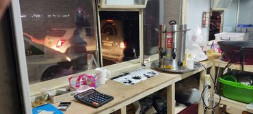 Restoran, kafelər: Neftciler metrosuna yaxin yerləşən donər evi obyekt yerləsən ümumi — 8