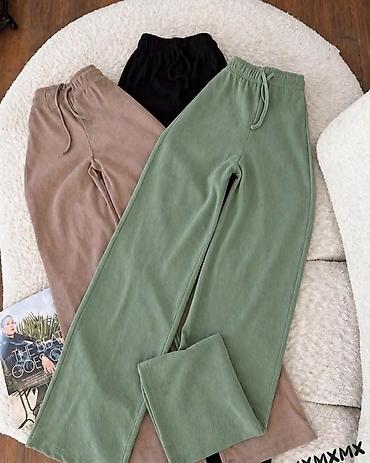 Pantalone: 1.600dinara
2.kom = 2500 dinara na lalafo.rs Pantalone: 1.600dinara
2.kom = 2500 dinara