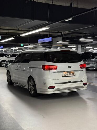 Kia: Kia Carnival: 2019 г., 2.2 л, Автомат, Дизель, Минивэн — 3