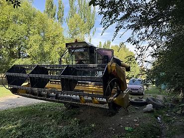 mercedes benz m class: Комбайн зерноуборочный Sampo Rosenlew 2065 - Производитель: Sampo — 2