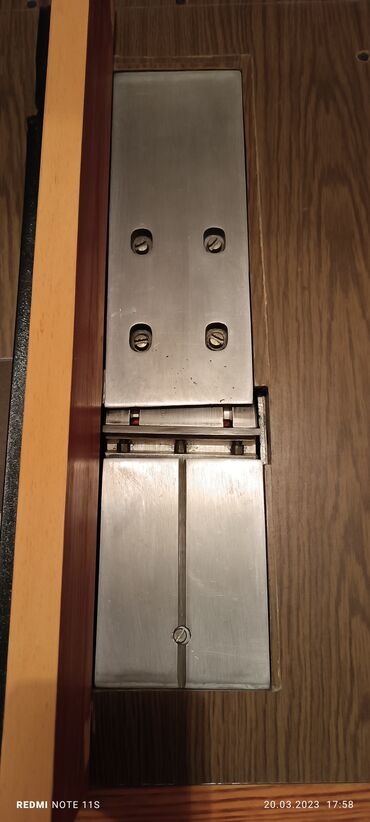 Другие инструменты: Продаю инструменты:Точило, двигатель на 220 в,180 вт,2800 оборотов — 18