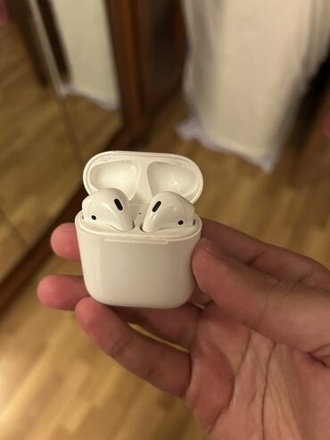 nausniklerin qiymeti: Airpods 2 satiram yaxwi veziyet de karobka var usb cable yoxdı (Barter