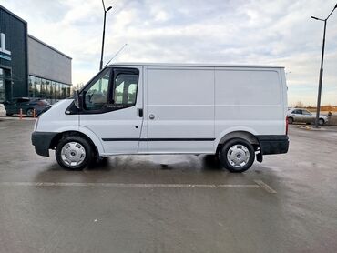 Ford: Ford Transit: 2.2 l | 2010 il 267200 km Van body type — 5