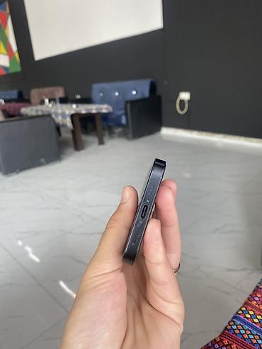 iphone ile barter: IPhone 16e, Qara, Simsiz şarj — 3
