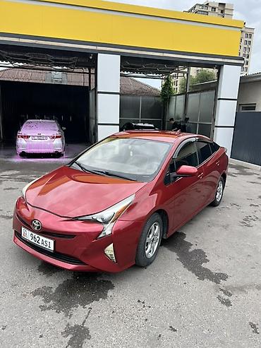 voxy noah: Toyota Prius: 2016 г., 1.8 л, Гибрид, Лифтбек — 3
