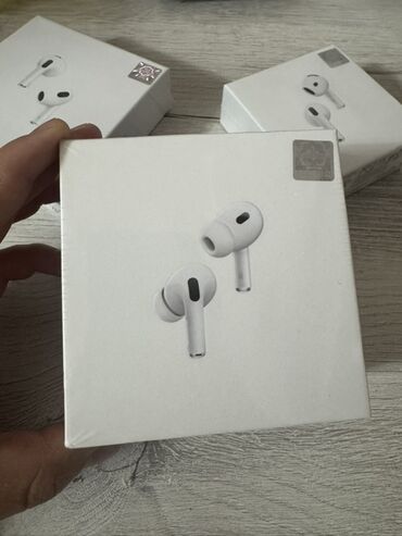 Наушники: Apple AirPods Pro (2‑го поколения) с кейсом MagSafe (USB‑C) Ключевые