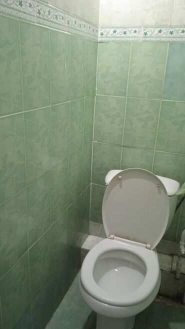 сдаю дом на длительный срок: Продается квартира 50 дом 3х комнатная с большой лоджией Жени жок
