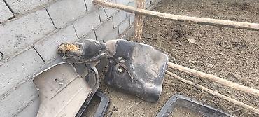Другие детали кузова: Голф1.2 4 дверный зад два двири с обшивками и перед один обшивкой — 5