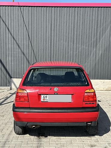 Volkswagen: Volkswagen Golf: 1993 г., 1.8 л, Механика, Бензин, Хэтчбэк — 4