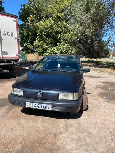 Volkswagen: Volkswagen Passat: 1990 г., 1.8 л, Механика, Бензин, Универсал