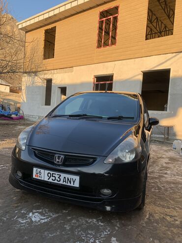 куплю машину в расрочку: Honda Fit: 2004 г., 1.5 л, Автомат, Бензин