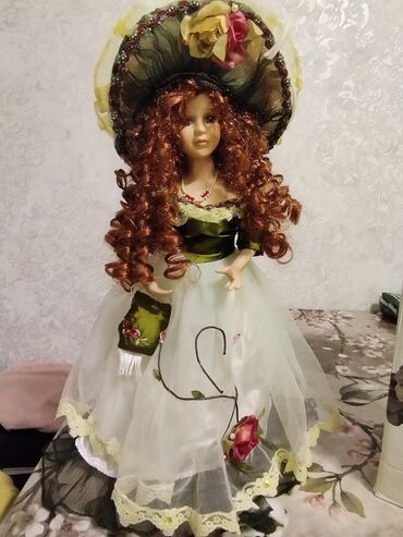 Коллекционная Фарфоровая кукла,ручной работы, Немецкого производства